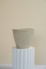 Load image into Gallery viewer, AMR Cup + Glass Hario Server
